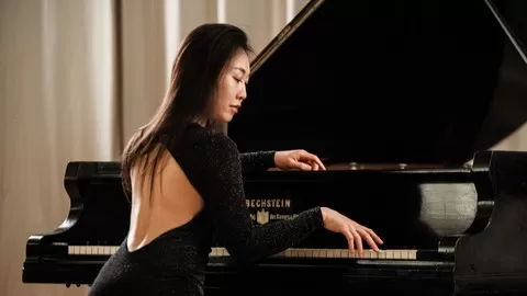 Make your dream come true and learn to play the piano today! Piano lessons from concert pianist Jing Li