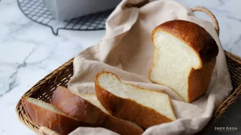 Learn how to bake perfect fluffy Japanese milk bread.