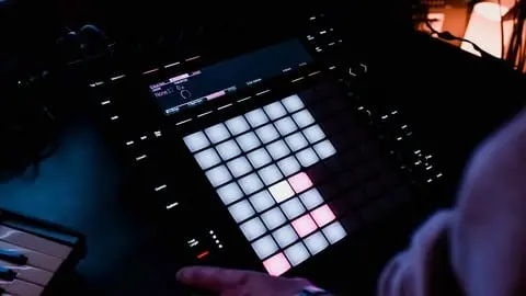 Use Ableton (and Push 2) to develop familiarity with techniques and music theory for music production and performance.