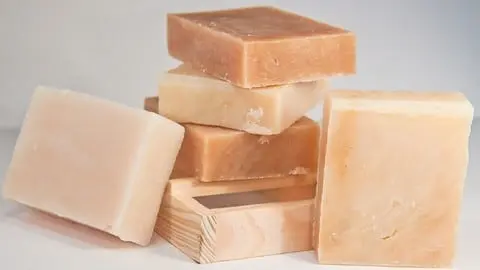 Complete Guideline to Make your own Soap and Whipped Soap Step by Step